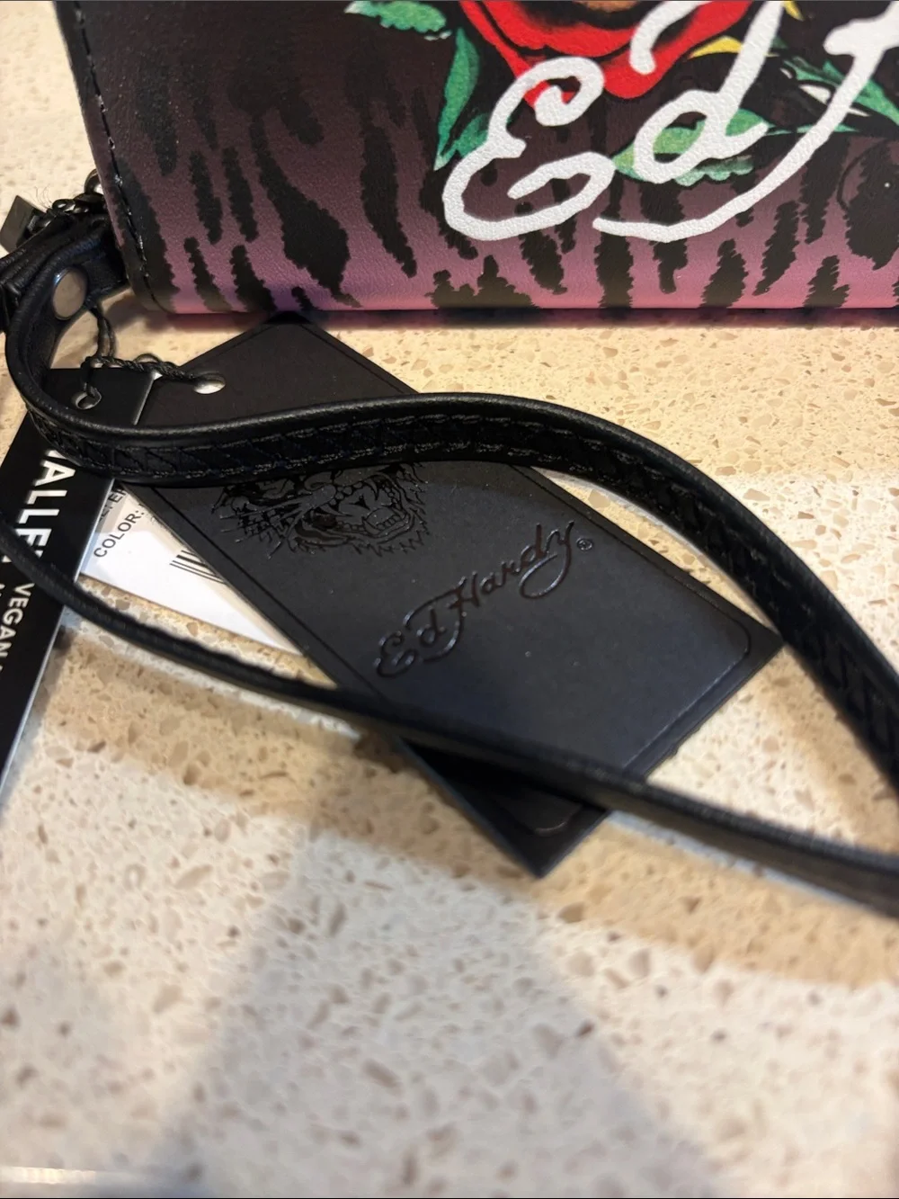 Ed Hardy NWT  Black Pink Rose Heart Vegan Leather Zip-Around Wristlet Wallet